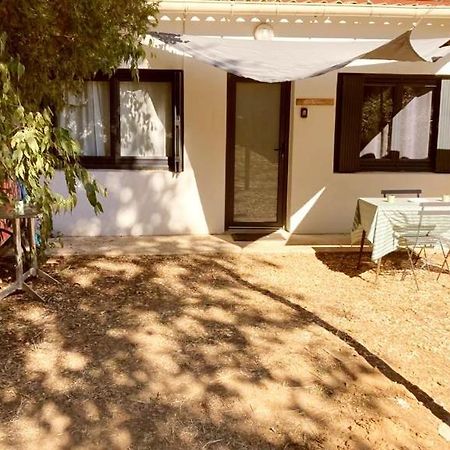 Superbe Appartement Boheme Dans Les Vignes Nîmes Exterior foto